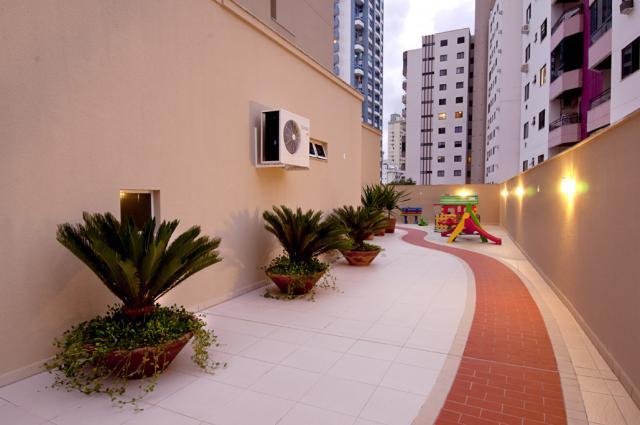 Lorena Cristina Residence