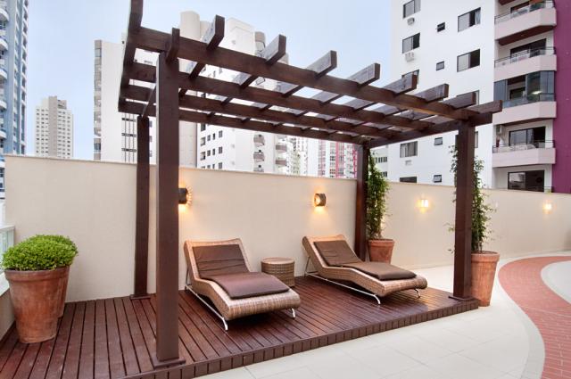 Lorena Cristina Residence
