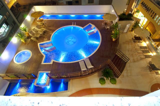 Lorena Cristina Residence