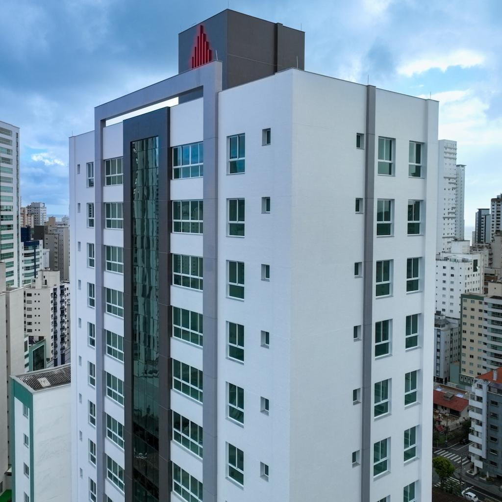 Apto à venda no Solar di Capri Residence em Balneário Camboriú