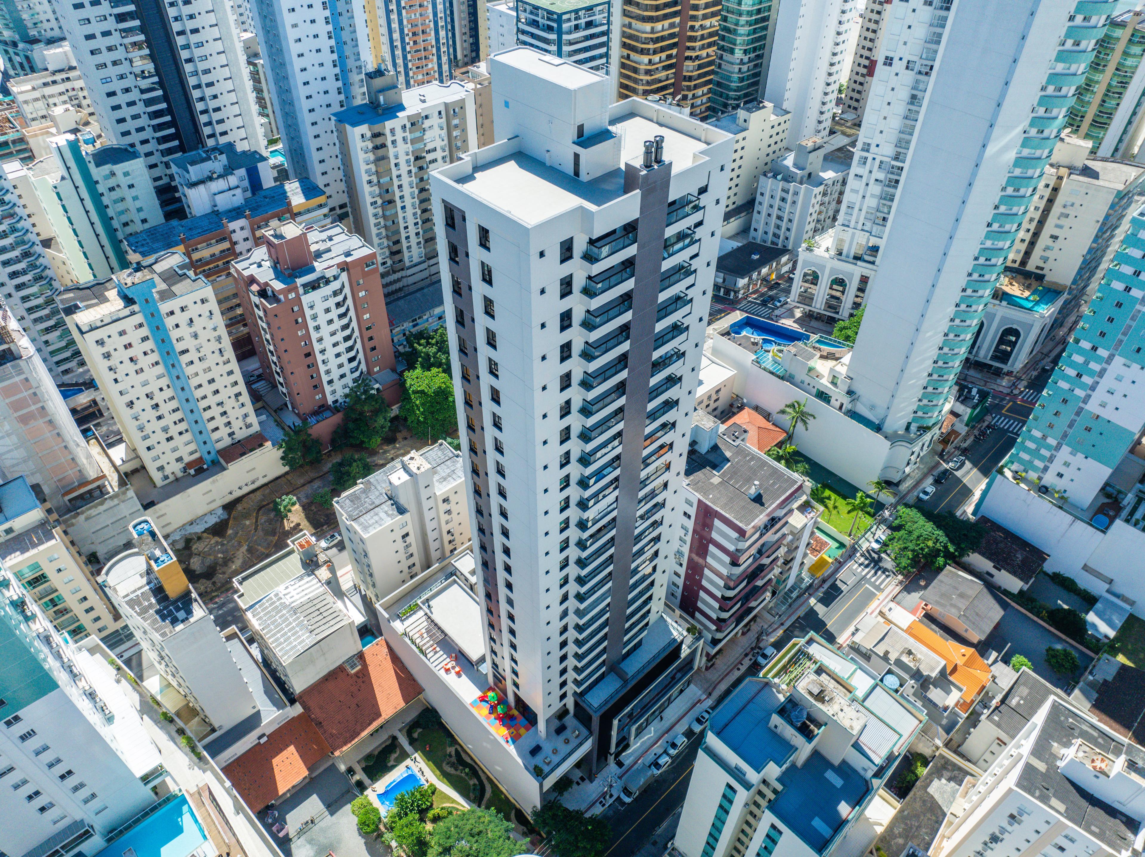 Apto à venda no Tesla Residencial em Balneário Camboriú