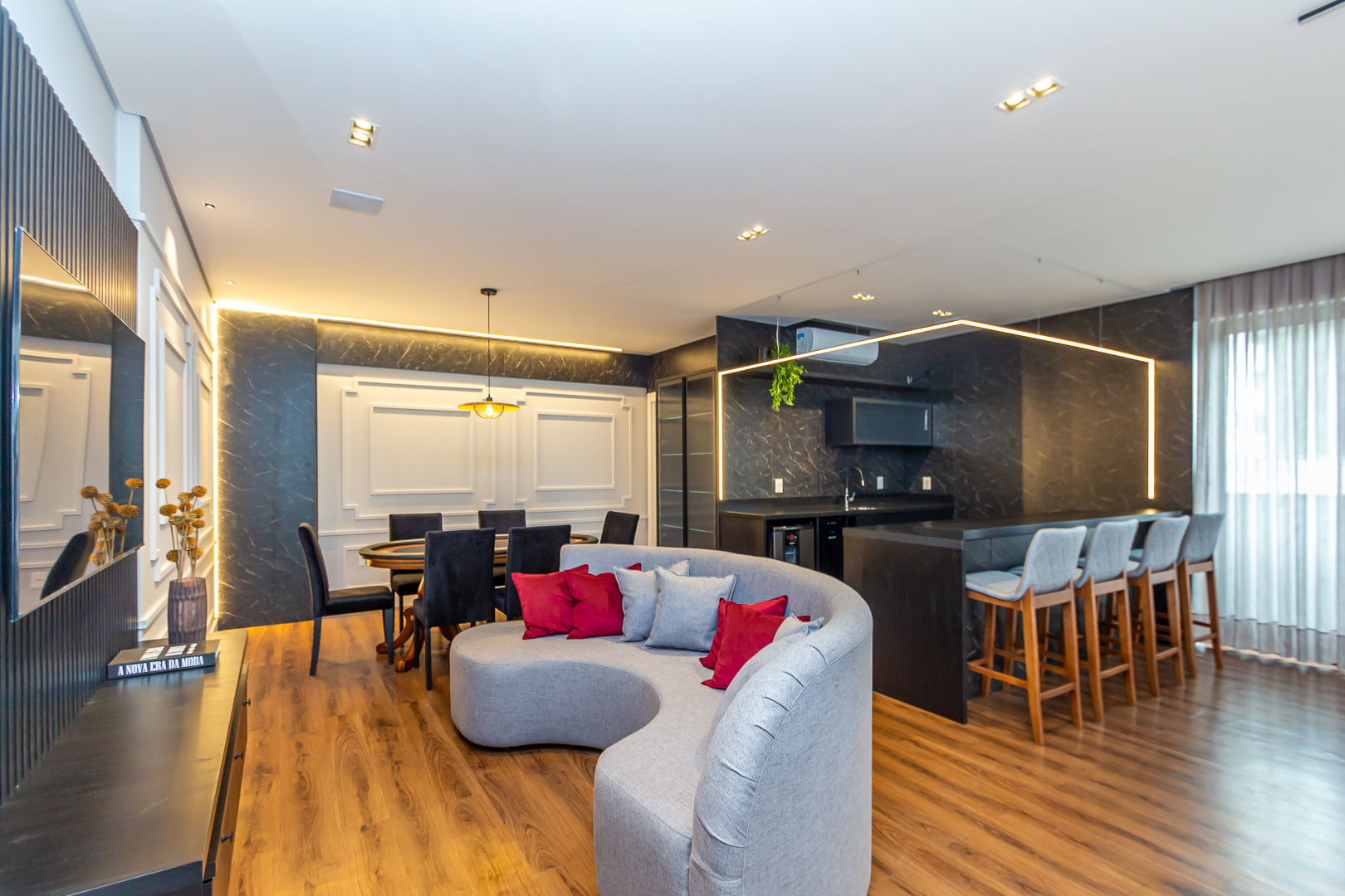 Apartamento à Venda no Costa Esmeralda Residence