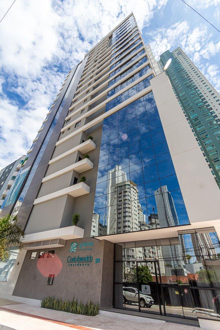 Ap à Venda no Costa Esmeralda Residence