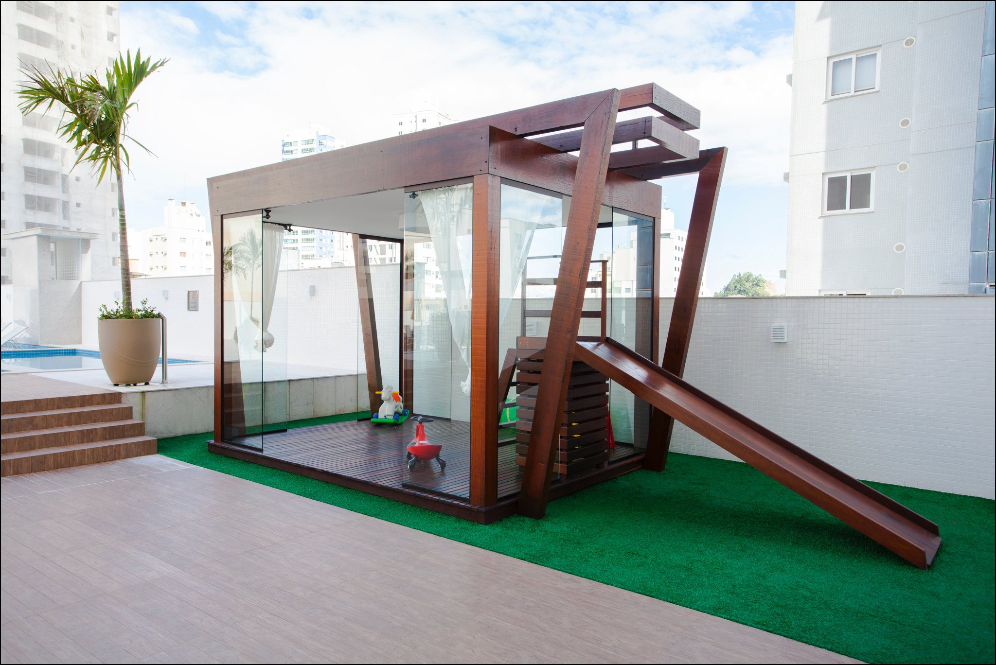 Venda de andar alto no Residencial Portinax Residence