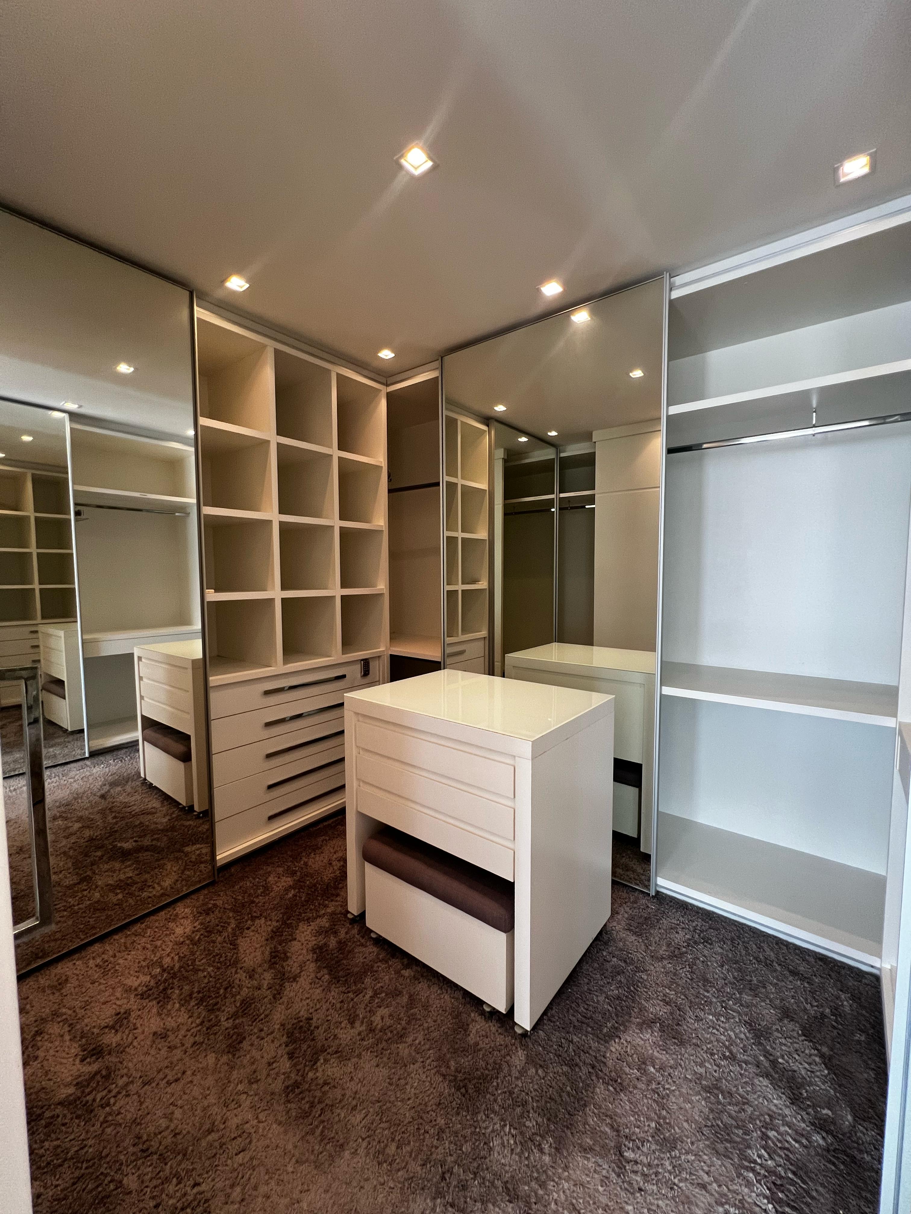 Venda de apartamento no Villa di Mare Residence