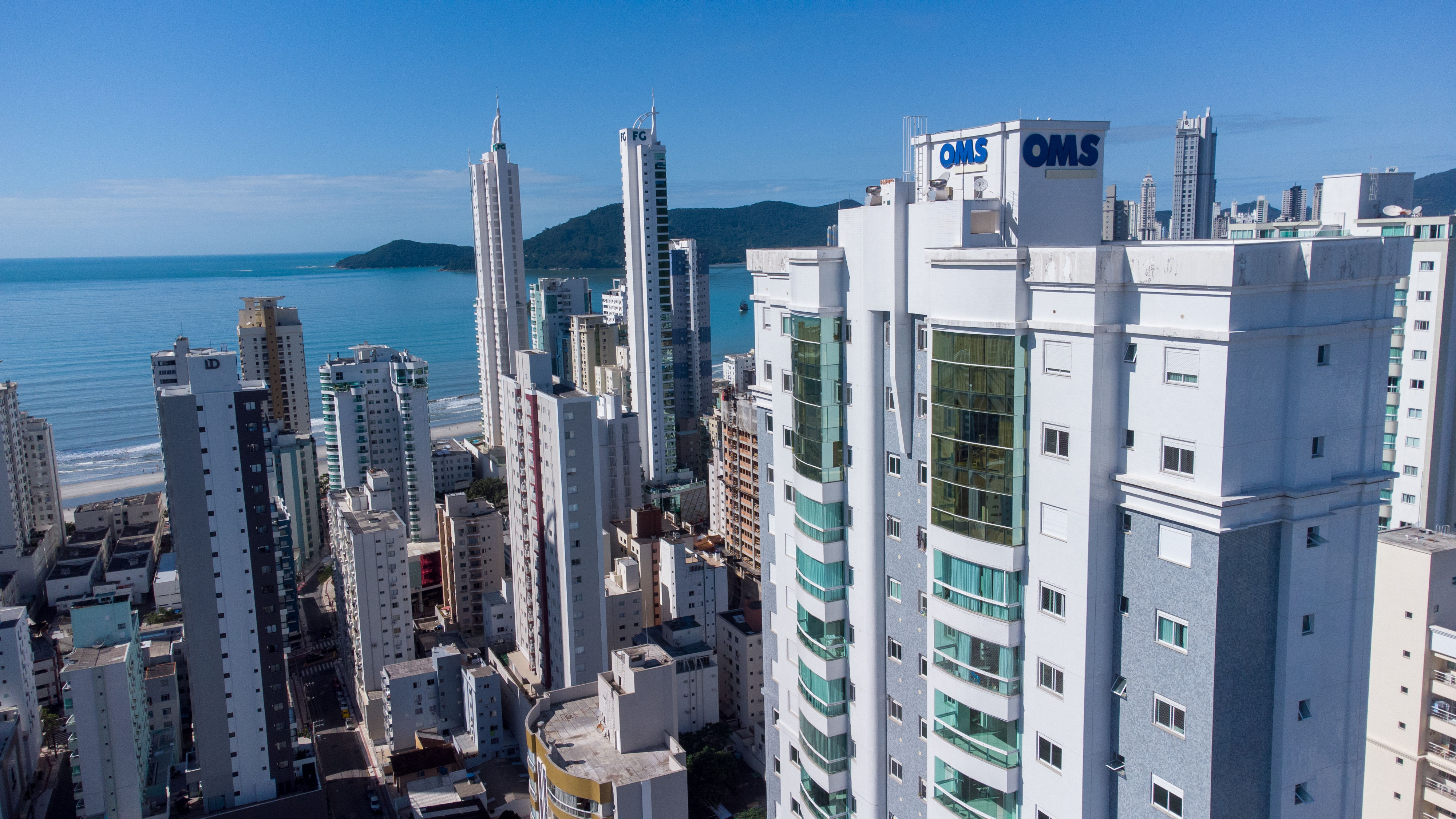 Edifício Torre Esmeralda Residencial BC