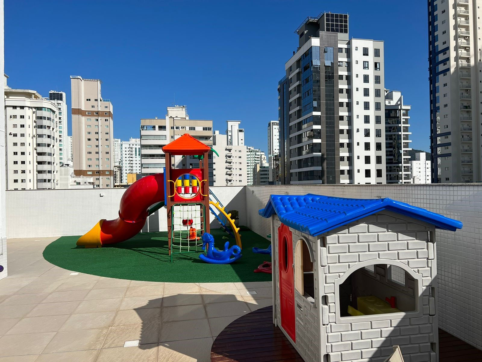 Venda de Edifício Carmel Vista Alta Residencial preço
