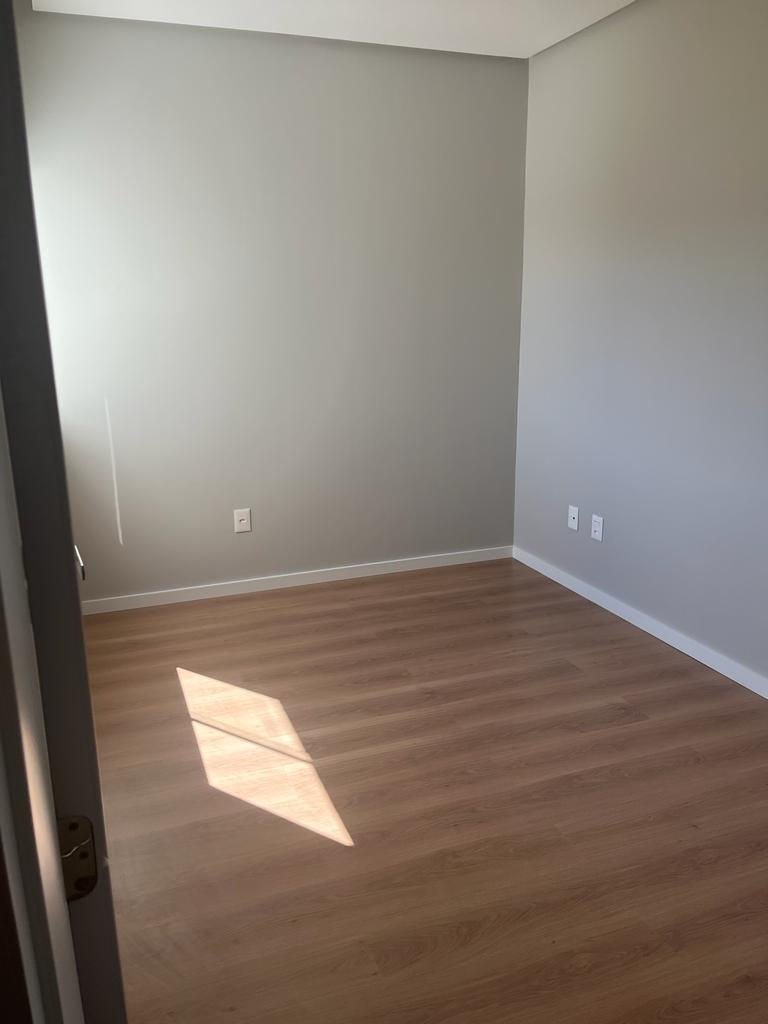 Venda de Casa no Residencial Versailles em BC