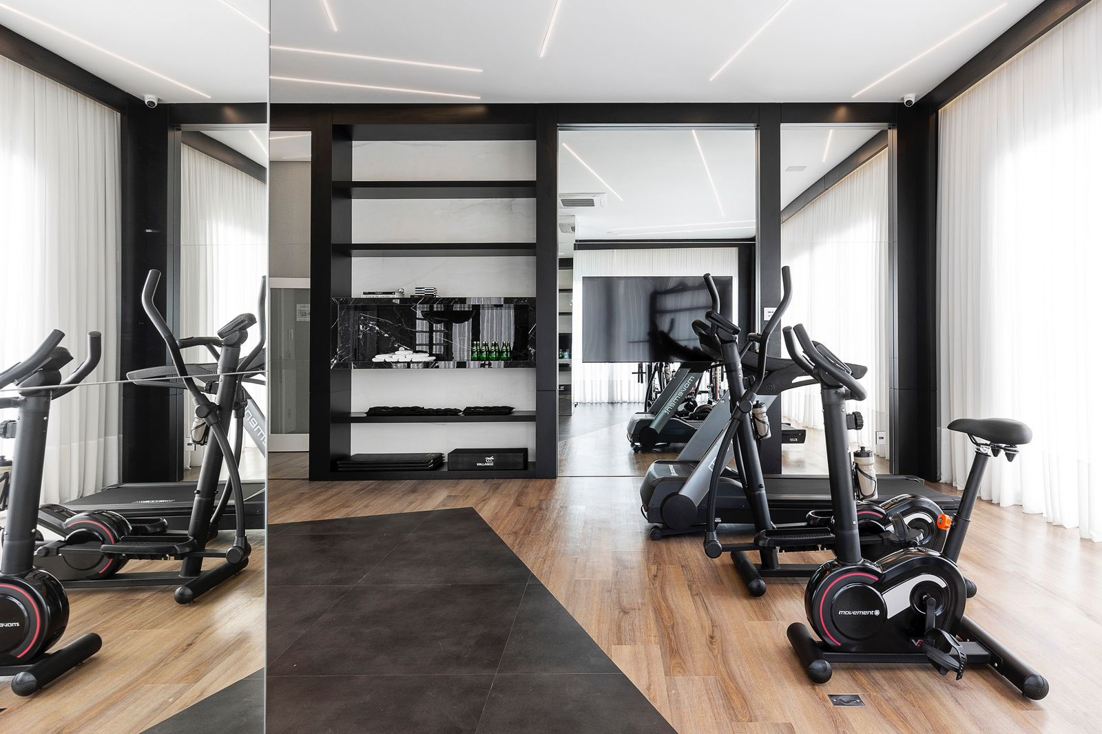 Andar alto no Home Square Residence