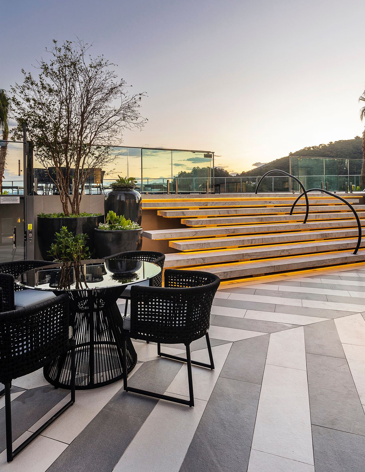Andar alto no Home Square Residence