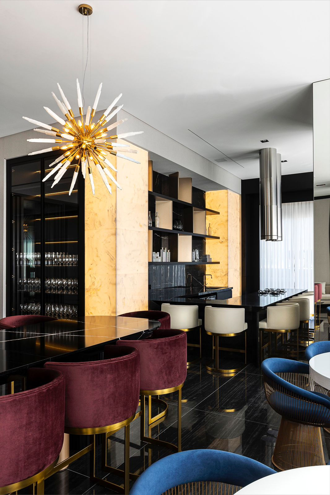 Andar alto no Home Square Residence
